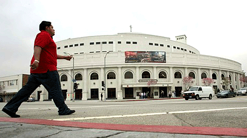 angeles_temple.gif (80088 bytes)